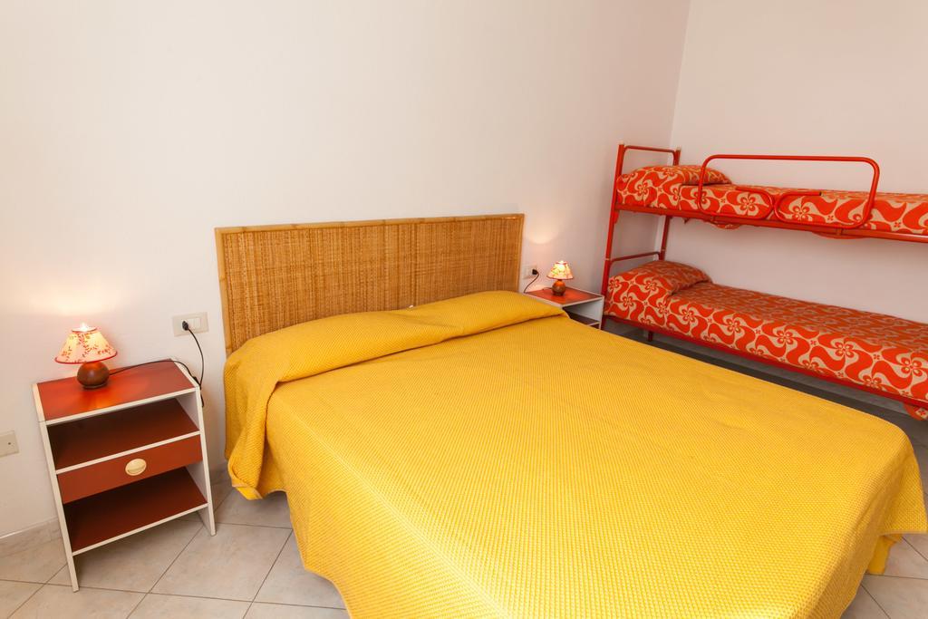 Vacanze Simius Villasimius Szoba fotó